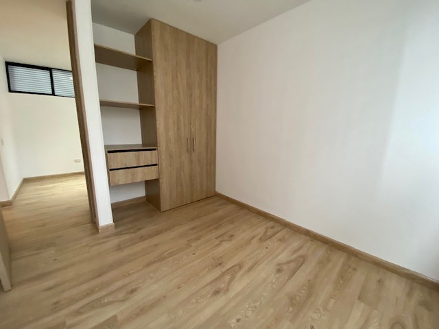 Apartamento en venta en El Redil, Bogotá · foto 8 de 21
