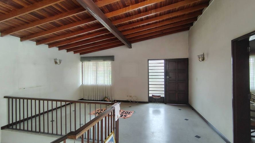 Casa de 5 alcobas en venta en Simon Bolivar, Medellín, 300 m² · foto 15 de 24