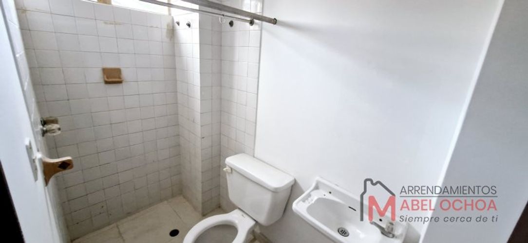 Apartamento de 4 alcobas en arriendo en La Orquidea, Envigado, 185 m² · foto 7 de 23