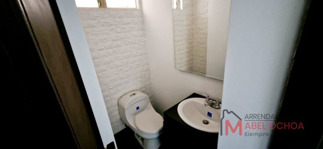 Apartamento de 4 alcobas en arriendo en La Orquidea, Envigado, 185 m² · foto 9 de 23