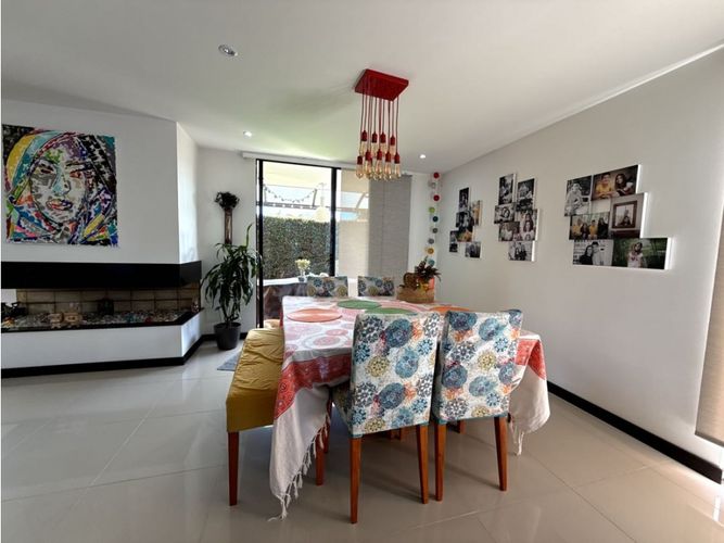 Casa de 4 alcobas en venta en Cr La Luna, Chía, 355 m² · foto 8 de 24