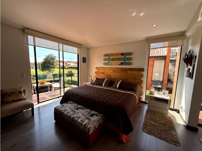 Casa de 4 alcobas en venta en Cr La Luna, Chía, 355 m² · foto 11 de 24