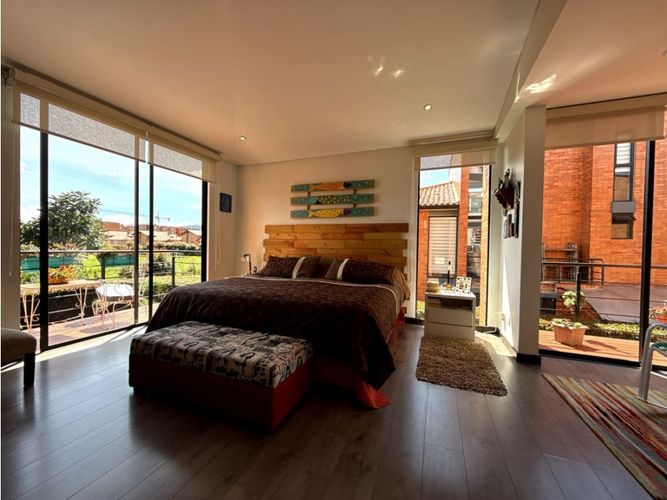 Casa de 4 alcobas en venta en Cr La Luna, Chía, 355 m² · foto 12 de 24