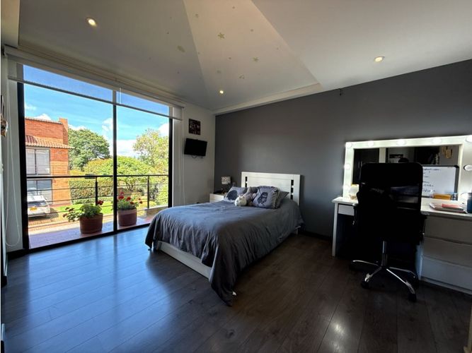 Casa de 4 alcobas en venta en Cr La Luna, Chía, 355 m² · foto 18 de 24