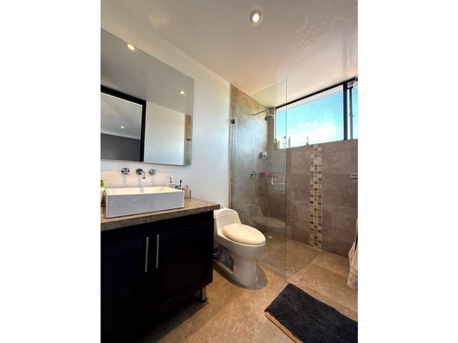 Casa de 4 alcobas en venta en Cr La Luna, Chía, 355 m² · foto 19 de 24