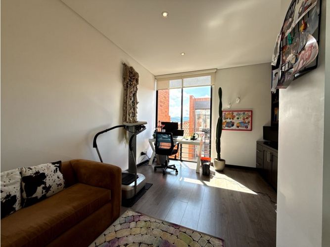 Casa de 4 alcobas en venta en Cr La Luna, Chía, 355 m² · foto 23 de 24