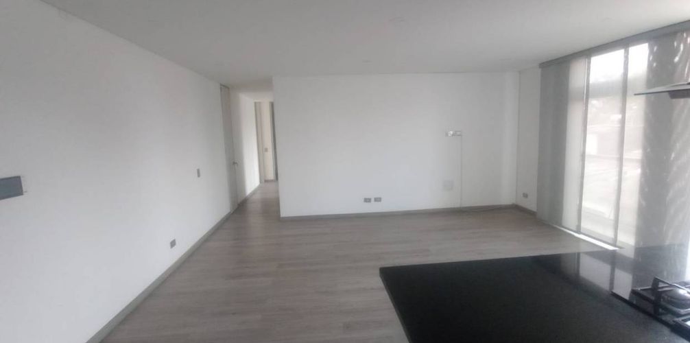 Apartamento en venta en Quinta Paredes, Bogotá, 101 m² · foto 6 de 14