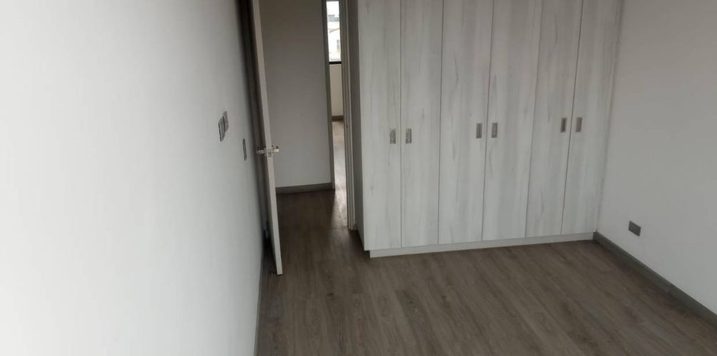 Apartamento en venta en Quinta Paredes, Bogotá, 101 m² · foto 11 de 14