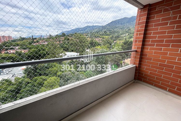 Apartamento de 3 alcobas en arriendo en Loma Del Escobero, Envigado, 89 m² · foto 5 de 24