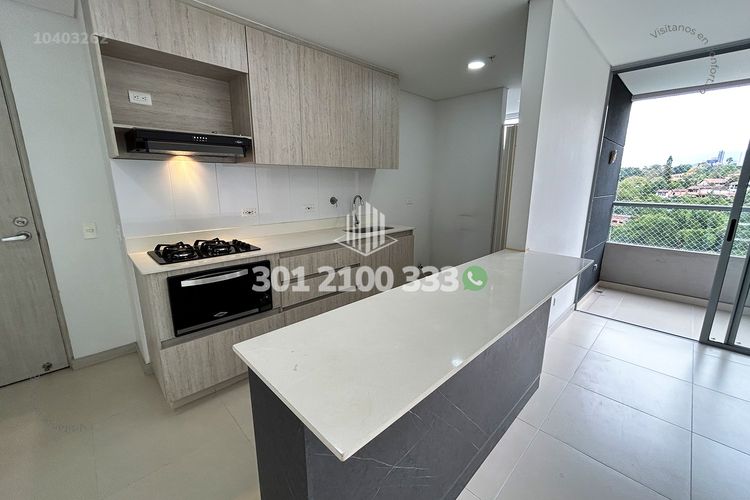 Apartamento de 3 alcobas en arriendo en Loma Del Escobero, Envigado, 89 m² · foto 6 de 24