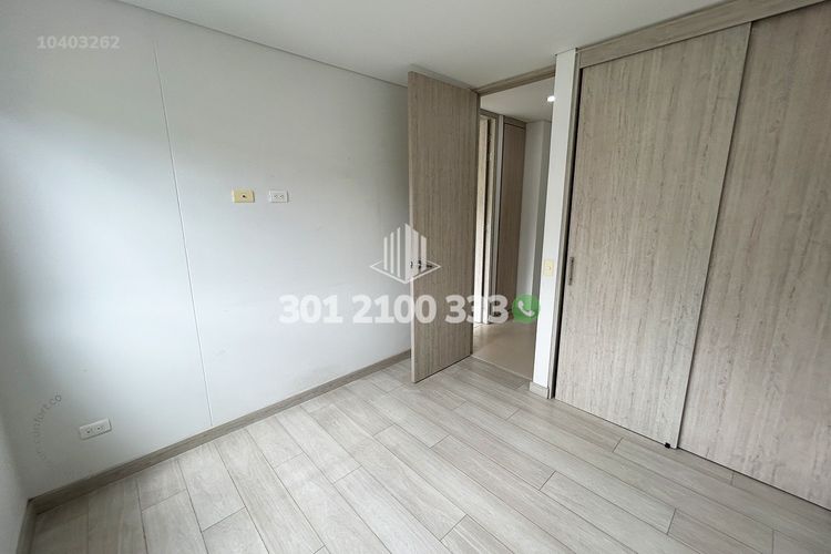Apartamento de 3 alcobas en arriendo en Loma Del Escobero, Envigado, 89 m² · foto 17 de 24