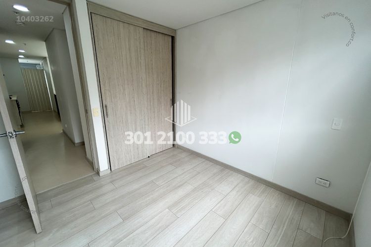 Apartamento de 3 alcobas en arriendo en Loma Del Escobero, Envigado, 89 m² · foto 18 de 24