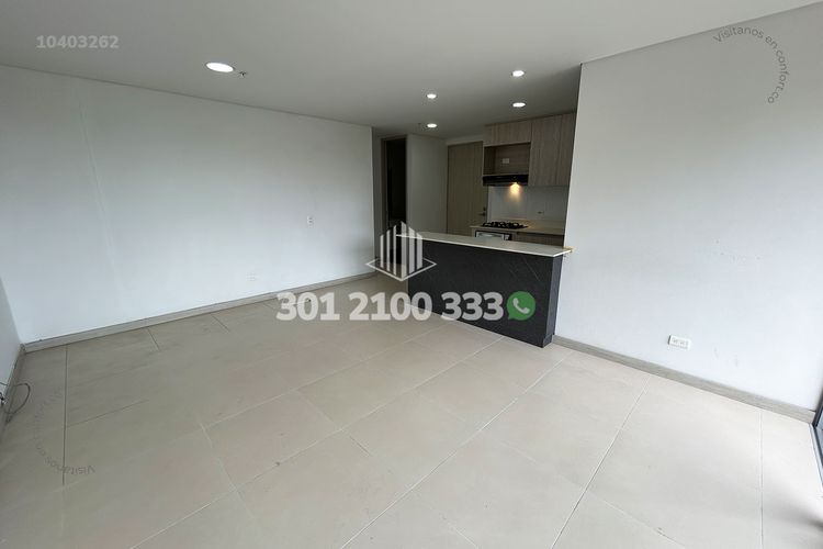 Apartamento de 3 alcobas en arriendo en Loma Del Escobero, Envigado, 89 m² · foto 2 de 24