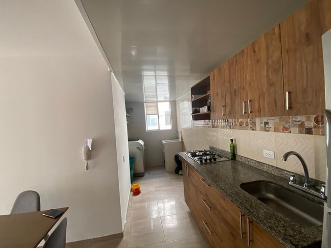 Apartamento de 2 alcobas en venta en El Carmelo, Candelaria, 51 m² · foto 6 de 20
