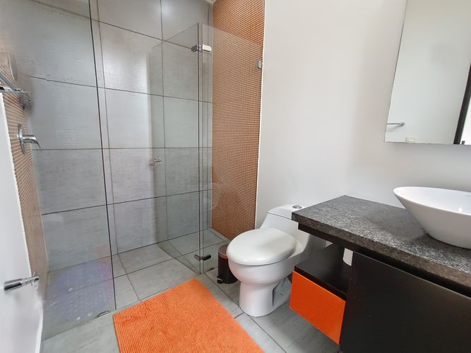 Casa de 4 alcobas en venta en Guaymaral, Bogotá, 312 m² · foto 10 de 24