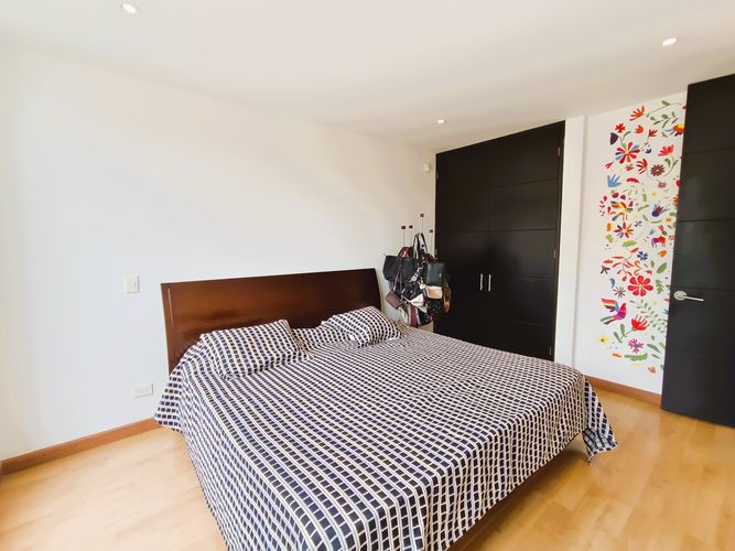 Casa de 4 alcobas en venta en Guaymaral, Bogotá, 312 m² · foto 13 de 24