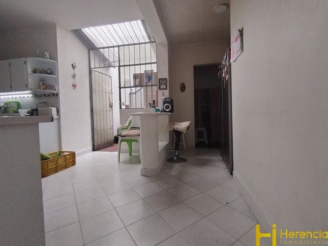 Casa de 4 alcobas en venta en Caicedo, Medellín, 300 m² · foto 8 de 24