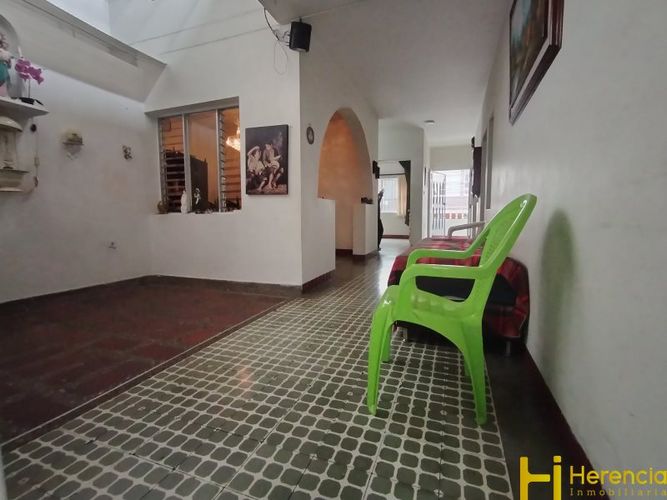 Casa de 4 alcobas en venta en Caicedo, Medellín, 300 m² · foto 9 de 24