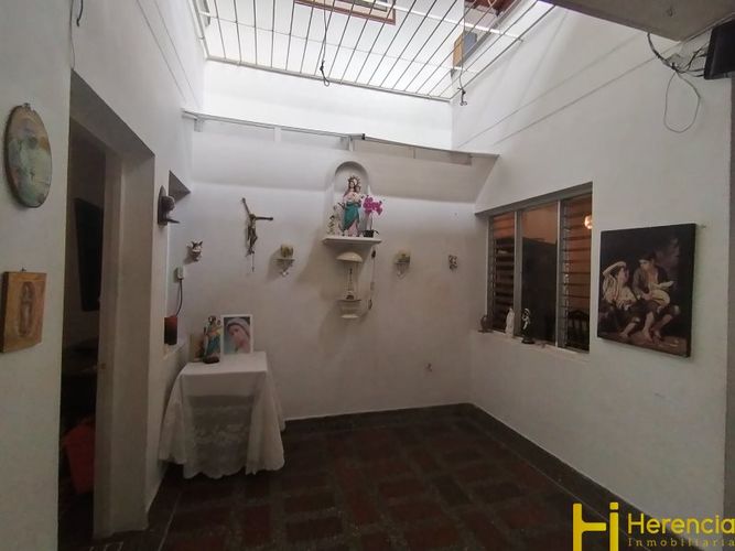 Casa de 4 alcobas en venta en Caicedo, Medellín, 300 m² · foto 16 de 24