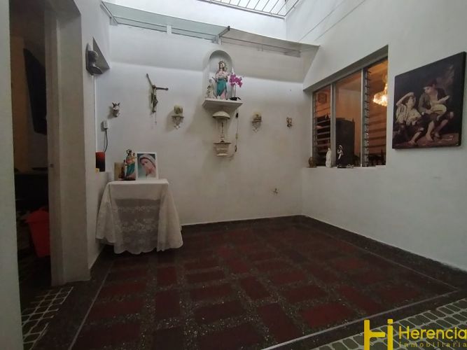 Casa de 4 alcobas en venta en Caicedo, Medellín, 300 m² · foto 19 de 24