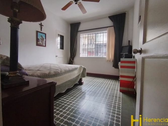 Casa de 4 alcobas en venta en Caicedo, Medellín, 300 m² · foto 23 de 24