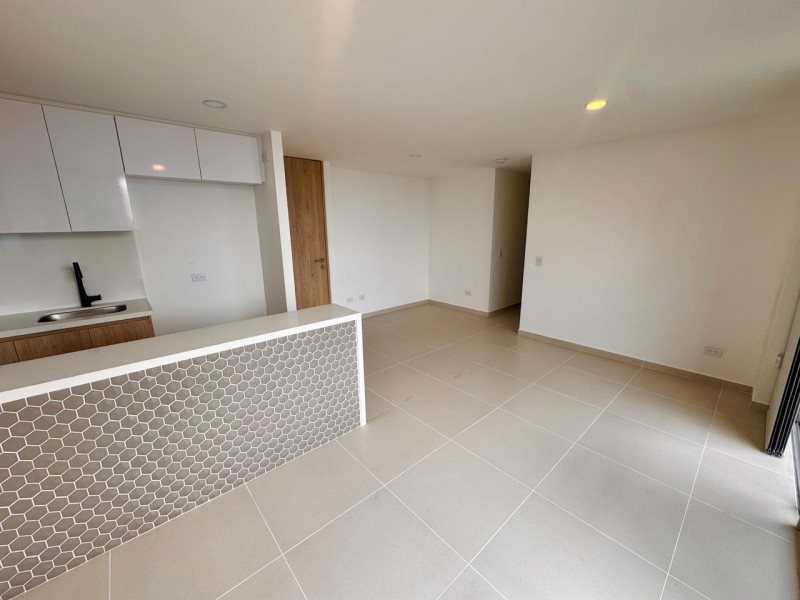 Apartamento en arriendo en La Doctora, Sabaneta · foto 6 de 12