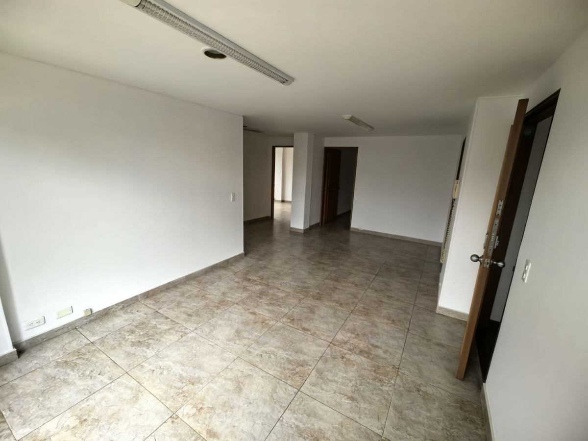 Apartamento en arriendo en Chapinero, Bogotá · foto 3 de 13