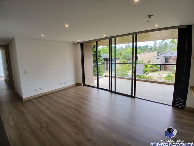 Apartamento de 2 alcobas en venta en Llano Grande, Rionegro, 95 m² · foto 6 de 13