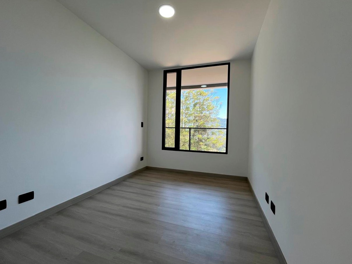 Apartamento en venta en Loma Del Chocho, Envigado · foto 14 de 20
