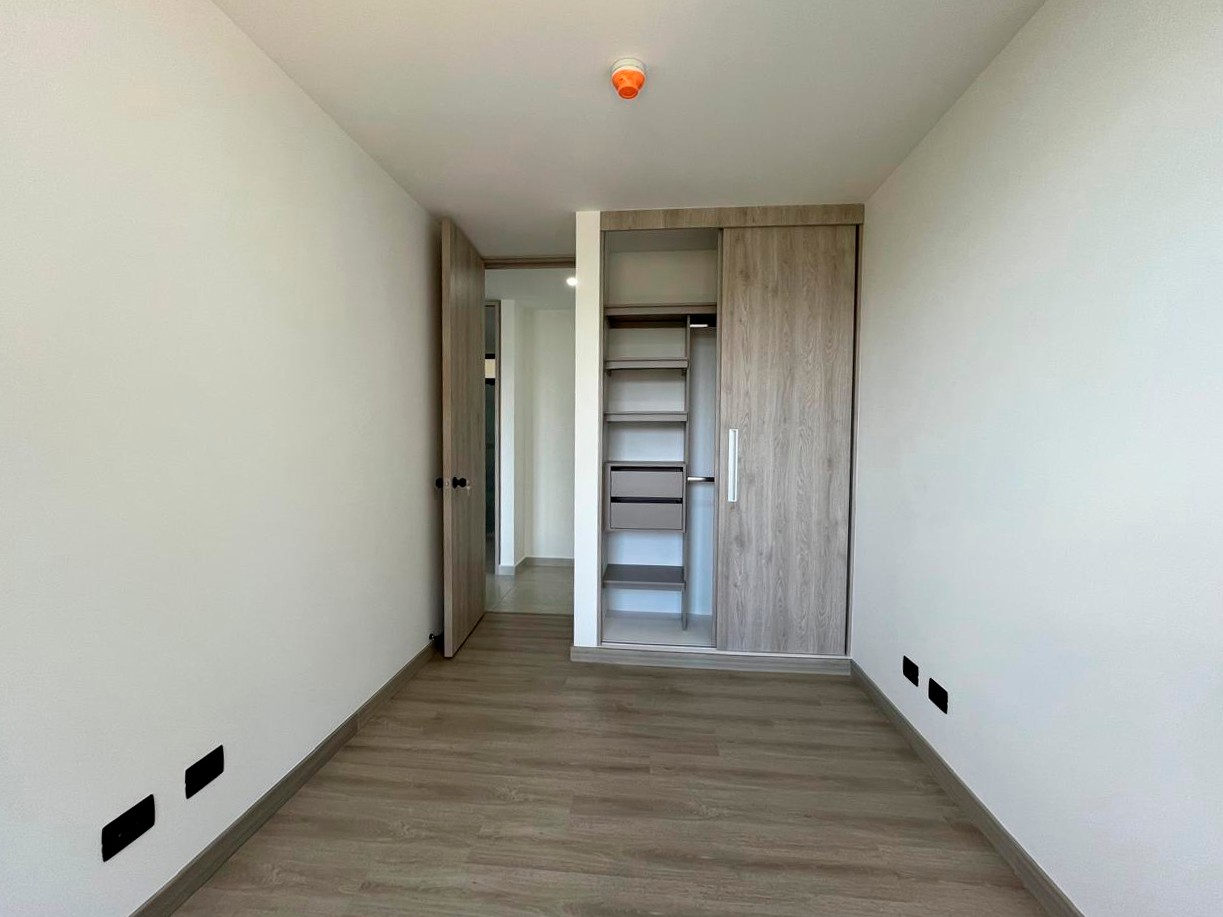 Apartamento en venta en Loma Del Chocho, Envigado · foto 16 de 20