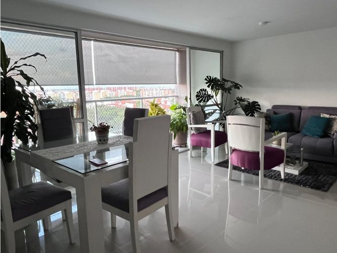 Apartamento en venta en Valle Del Lili, Cali · foto 8 de 14