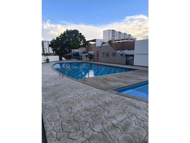 Apartamento en venta en Valle Del Lili, Cali · foto 13 de 14