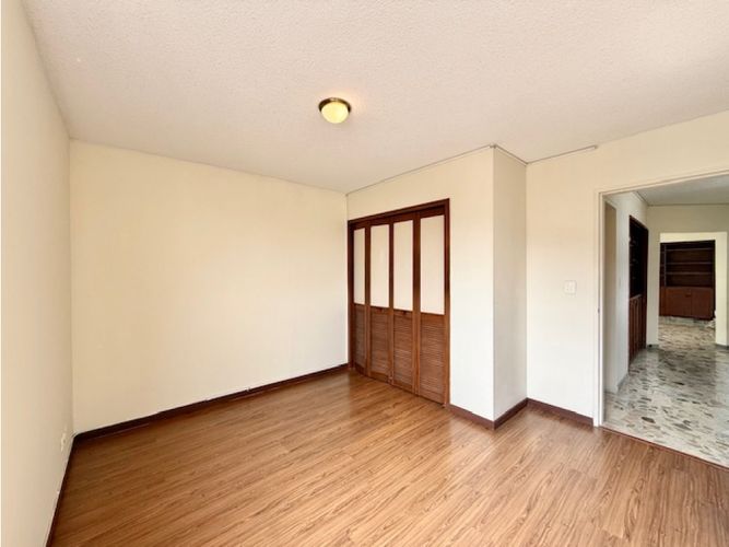 Apartamento de 3 alcobas en venta en San Vicente, Cali, 116 m² · foto 7 de 13