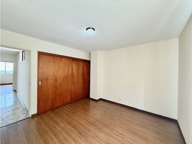 Apartamento de 3 alcobas en venta en San Vicente, Cali, 116 m² · foto 10 de 13