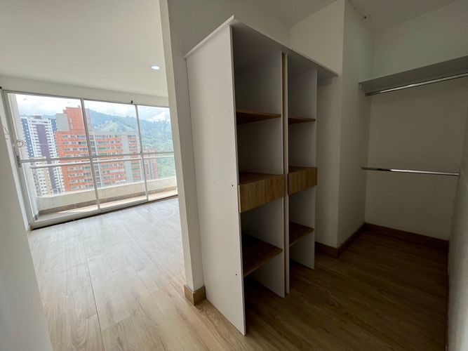 Apartamento de 4 alcobas en arriendo en Aves Maria, Sabaneta, 150 m² · foto 13 de 24