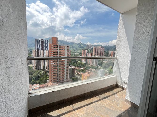 Apartamento de 4 alcobas en arriendo en Aves Maria, Sabaneta, 150 m² · foto 20 de 24