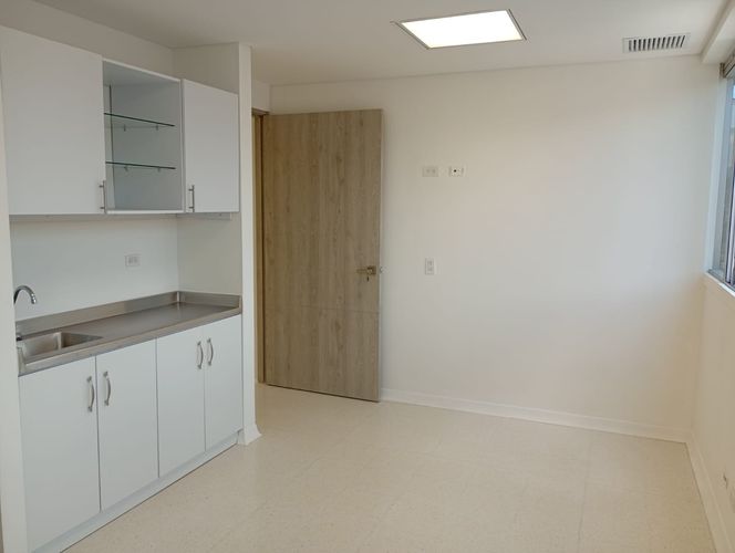Consultorio en arriendo en Entreamigos, Sabaneta, 36 m² · foto 6 de 12