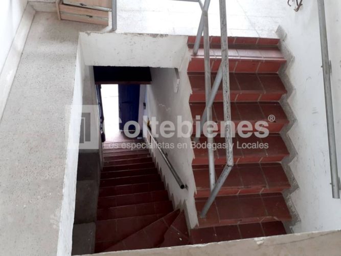 Bodega en arriendo en El Poblado, Medellín, 150 m² · foto 9 de 11