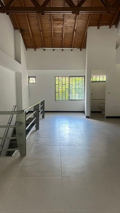 Local en arriendo en Las Lomas, Medellín, 70 m² · foto 4 de 8