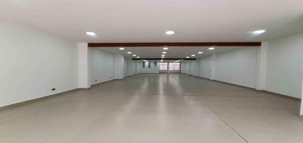 Local en arriendo en El Centro, Manizales, 180 m² · foto 2 de 14