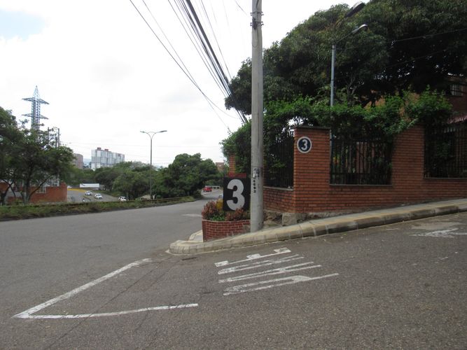 Apartamento de 4 alcobas en venta en Conucos, Bucaramanga, 125 m² · foto 2 de 24