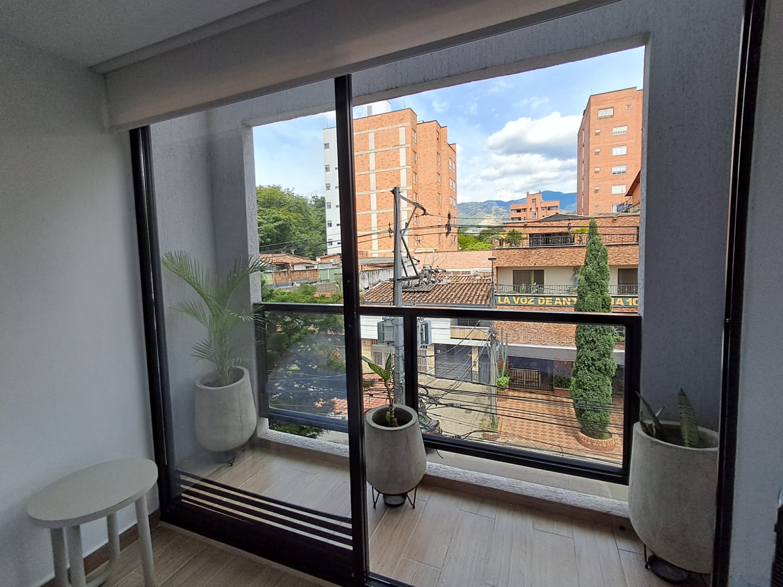 1BR Apartment in Calasanz (40 m²) - 2