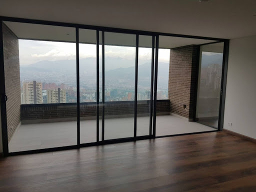 Apartamento en arriendo en Cola Del Zorro, Medellín · foto 4 de 8