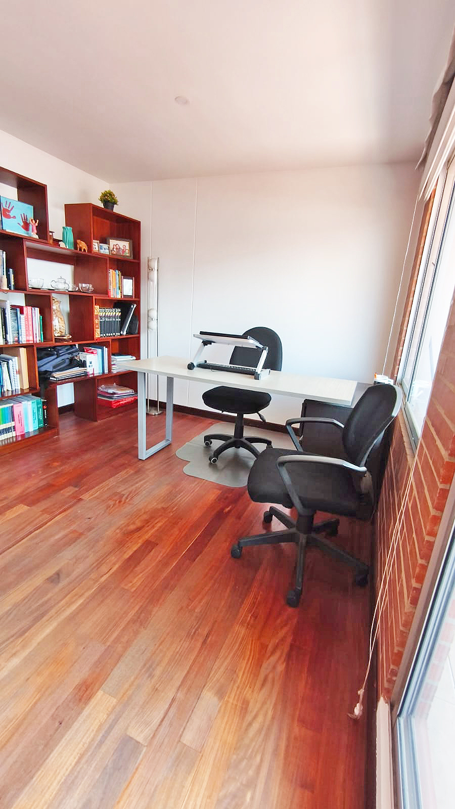 Casa en venta en Contador, Bogotá · foto 8 de 24