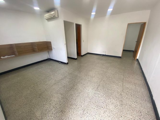 Local en arriendo en Suramericana, Medellín, 40 m² · foto 3 de 11