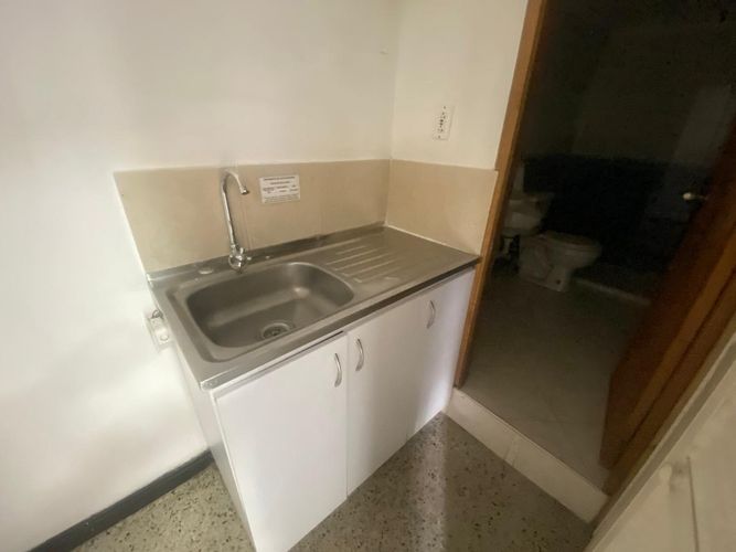 Local en arriendo en Suramericana, Medellín, 40 m² · foto 6 de 11