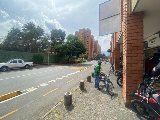 Local en arriendo en Suramericana, Medellín, 40 m² · foto 9 de 9