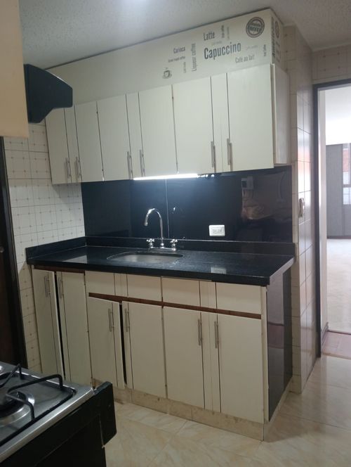 Apartamento de 4 alcobas en arriendo en Santa Barbara, Bogotá, 87 m² · foto 6 de 15