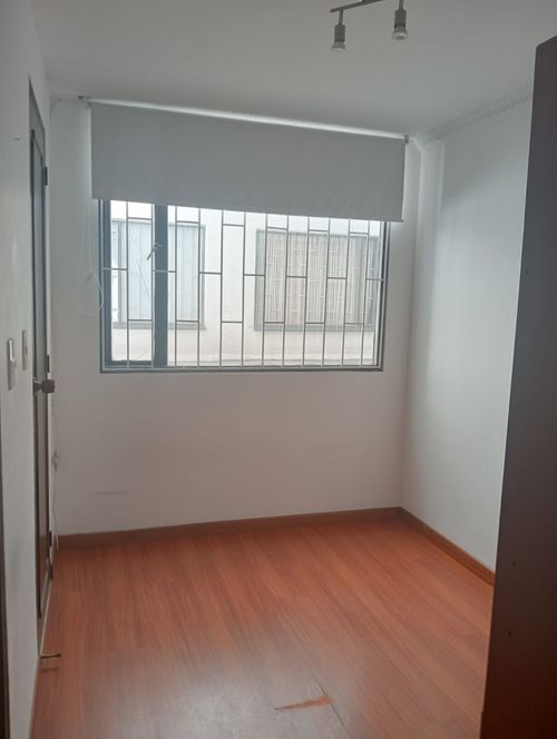 Apartamento de 4 alcobas en arriendo en Santa Barbara, Bogotá, 87 m² · foto 8 de 15