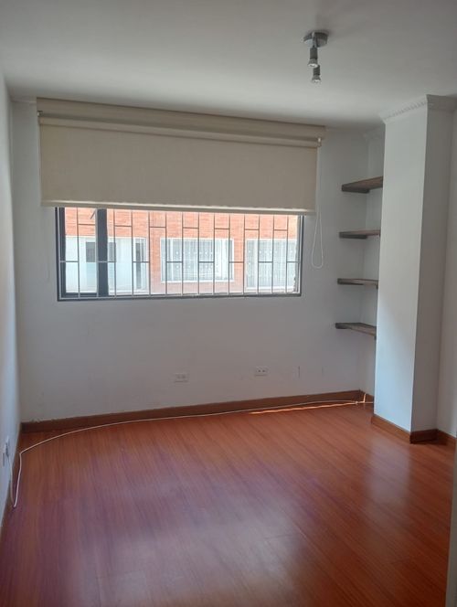 Apartamento de 4 alcobas en arriendo en Santa Barbara, Bogotá, 87 m² · foto 11 de 15